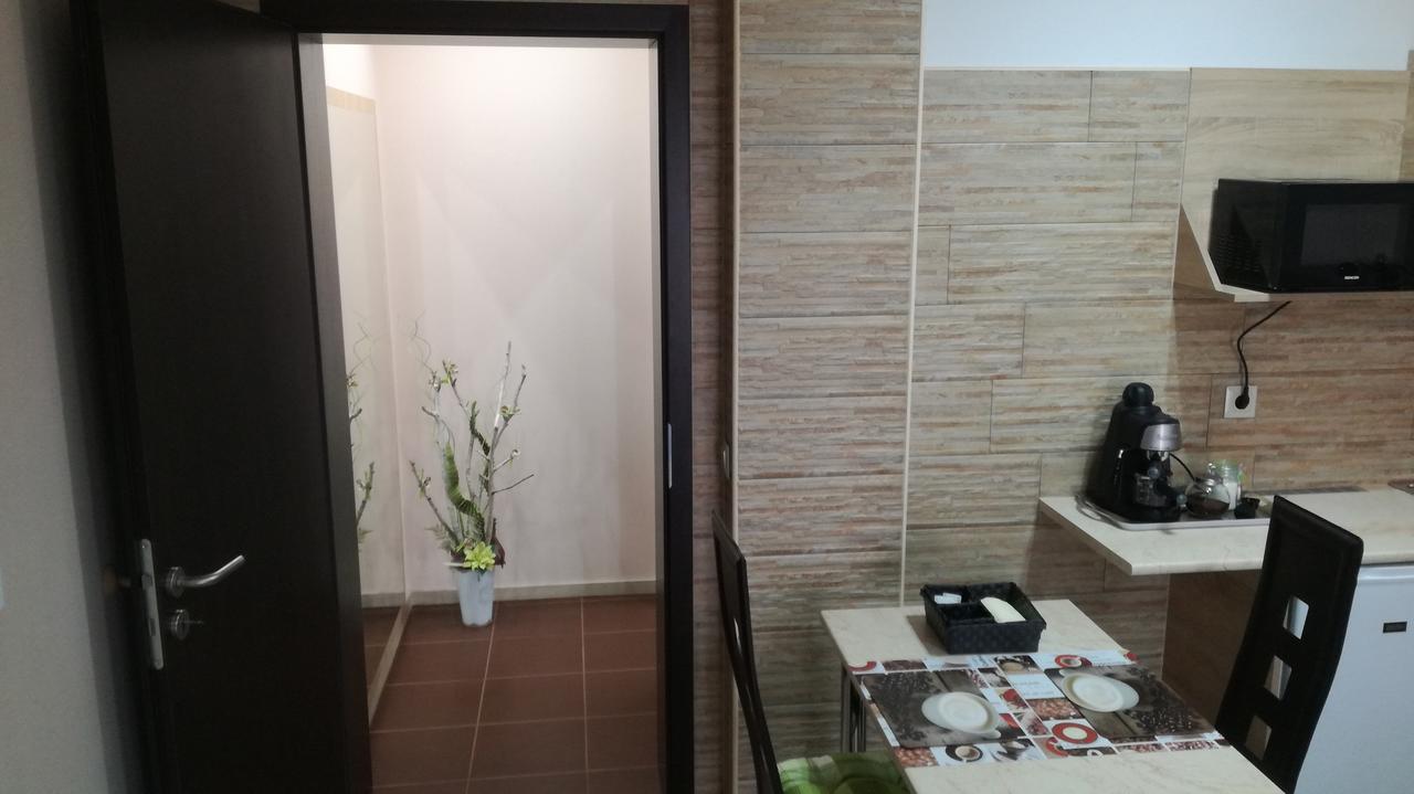 Keri Vendeghaz Apartment Mosonmagyarovar Luaran gambar
