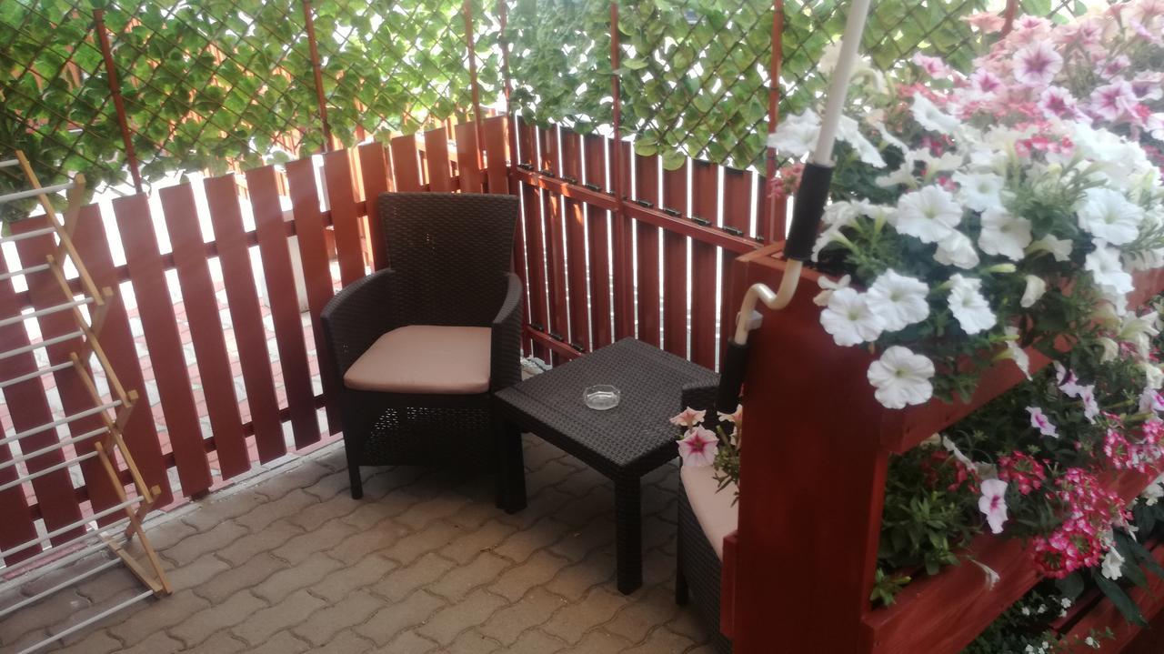 Keri Vendeghaz Apartment Mosonmagyarovar Luaran gambar